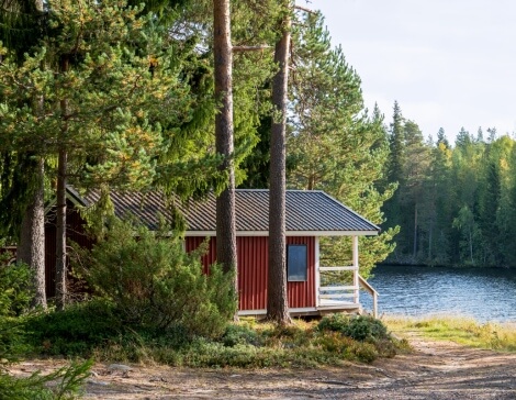 cottage finlandese sul lago
